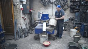 Гранулирование дробленой щепы . Сосна. Гранулятор ГУ-15. г. Омск