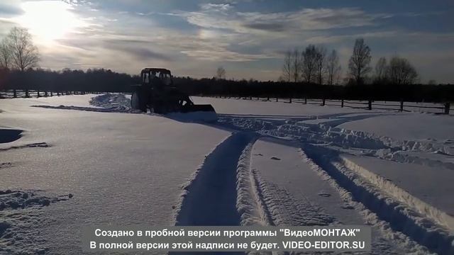 Что творит МТЗ 82 по снегу!! НЕ ПОВЕРИТЕ!!! Проходимость как на Т 130!!! смотреть онлайн