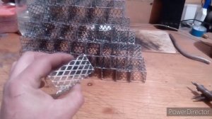 Фидерные кормушки своими руками. How to Make DIY Feeding Feeders.