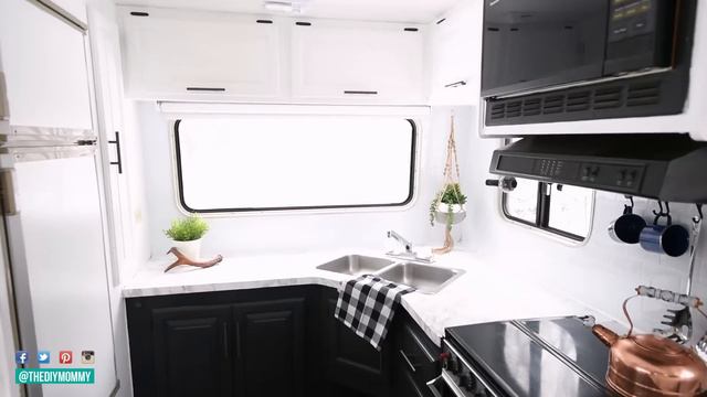 RV Renovation on a Budget Step by Step! | The DIY Mommy смотреть онлайн