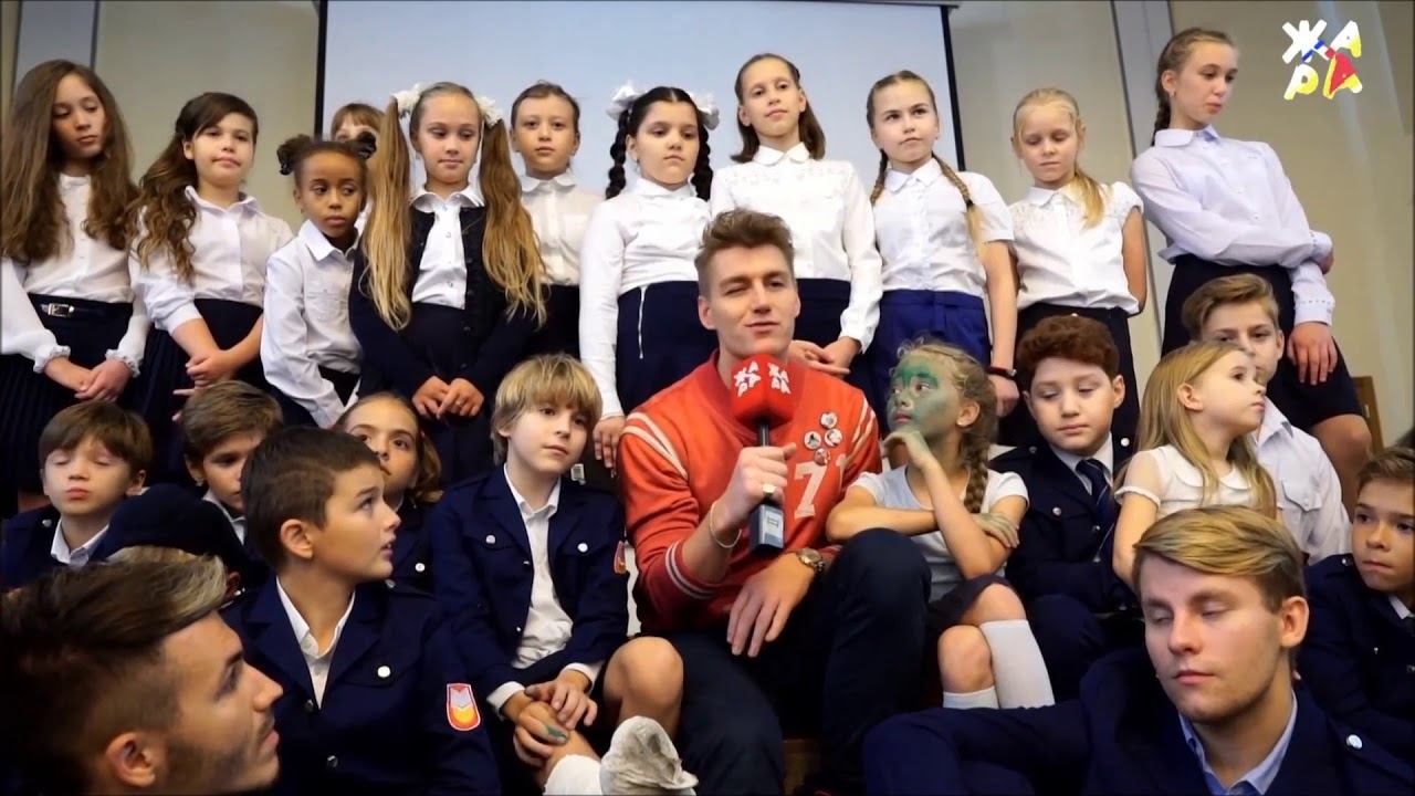 Режиссер Алексей Воробьев снял клип на свою песню "Я тебя люблю" как приквел к Сумасшедшая смотреть онлайн