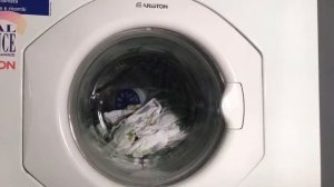 Стирка на 4 программе Ariston Margherita AB436T