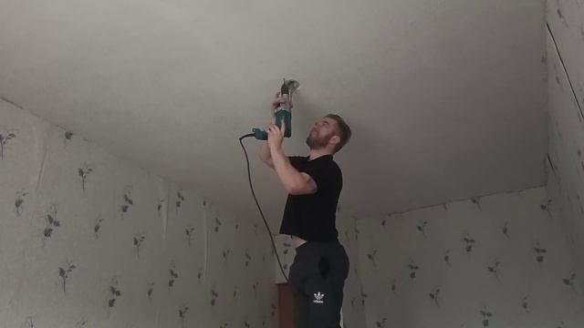 Сборка и установка светильника люстры LedCity model LC 8822-2+2 смотреть онлайн