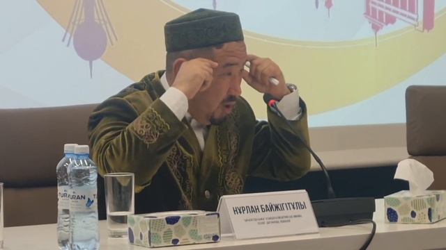 Нұрлан имам: Мектеп оқушысы хиджаб киу керек пе? смотреть онлайн