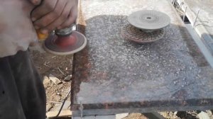Ручная полировка торца гранитной плитки