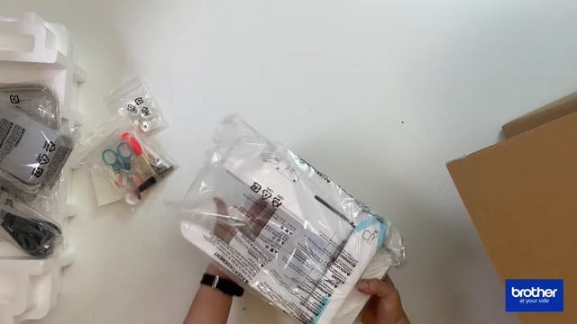 Brother NV180 Sewing and Embroidery Machine UNBOXING смотреть онлайн