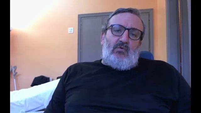 "Il nostro discorso" di Michele Emiliano - estratto смотреть онлайн