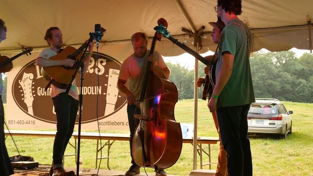 Barbaro band performing at Minnesota Bluegrass Festival, 2018. смотреть онлайн