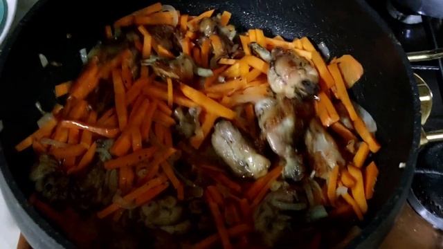 КУПИЛИ КУРЕЙ ,ГОТОВИМ ПЛОВ С РИСОМ И ГРЕЧКОЙ ,ДЕТИ ПОПРОСИЛИ ОВСЯНКУ ,У НАС ВЕТЕР СИЛЬНЫЙ смотреть онлайн