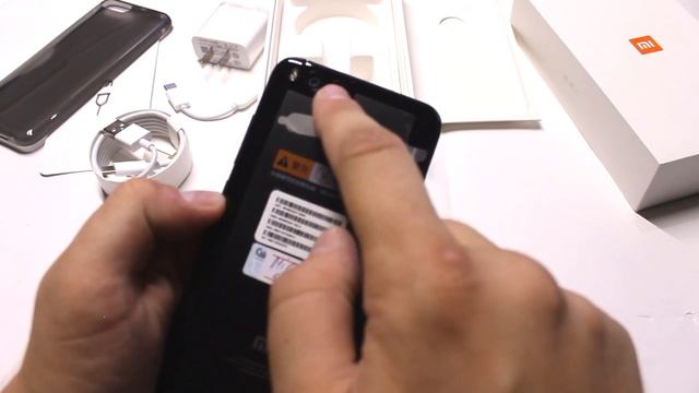 XIAOMI MI6 распаковка,камера и первые впечатления смотреть онлайн