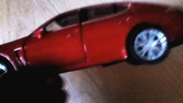 Porsche Panamera S фабрики kinsmart смотреть онлайн