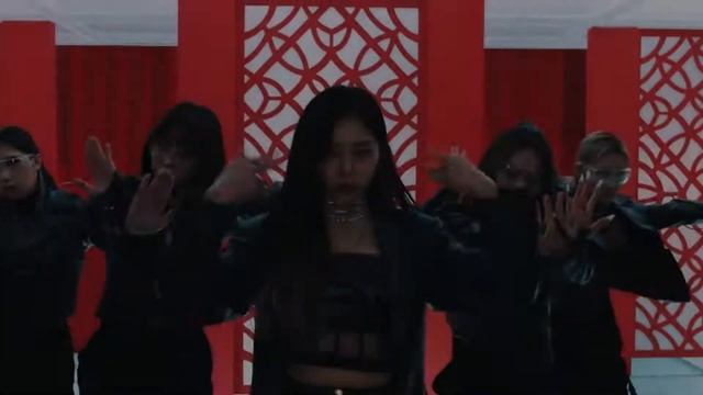 Интересные моменты из танцевальной практики DREAMCATCHER ' Odd Eye' смотреть онлайн