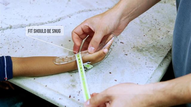 Stop Finger Sucking quickly and easily, with TGuard AeroFinger смотреть онлайн