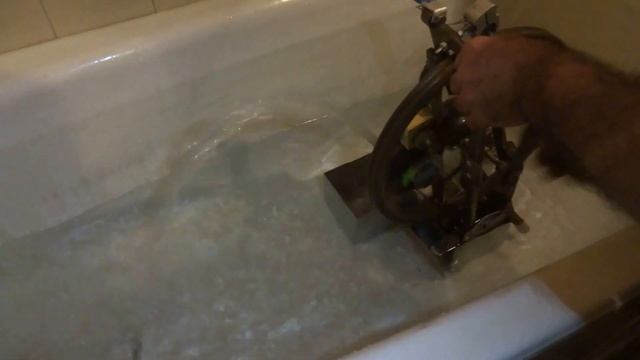 новое изобретение - водяной насос New Invention - the water pump смотреть онлайн