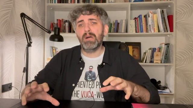 Творчество, самореализация и вся жизнь на продажу! смотреть онлайн