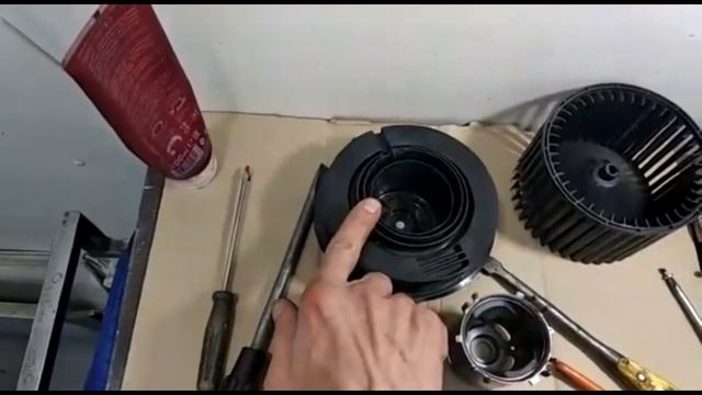 Вентилятор Ниссан Лиф разборка и смазка подшипников смотреть онлайн