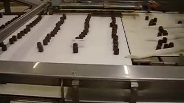 Металлодетектор для конфет, отбраковка сброс(изменение длины конвейера) смотреть онлайн