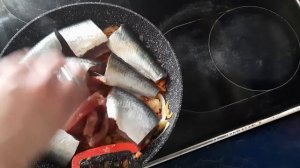 как приготовить тушеную селёдку? как тушить селёдку