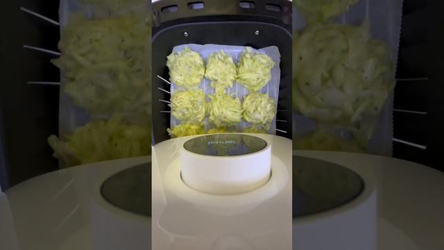 Кабачковые оладья #mücver в аэрогриле #airfryer #xiaomi смотреть онлайн