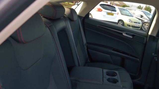 Used Ford Mondeo 2.0 TDCi 180 ST-Line X 5dr Hatchback смотреть онлайн
