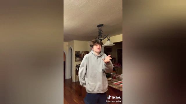 aaa eee ooo song - TIKTOK COMPILATION смотреть онлайн