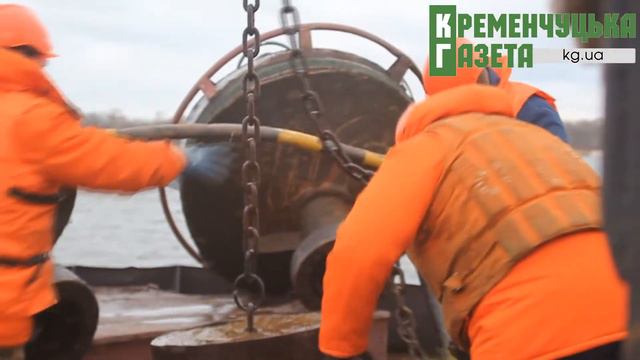 «Окончание Навигации»: акваторию Днепра приготовили к зиме смотреть онлайн