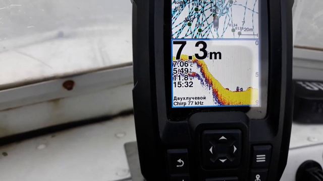 Garmin striker 4. Как найти рыбу и встать на точку. смотреть онлайн