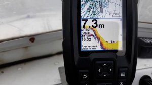 Garmin striker 4. Как найти рыбу и встать на точку.