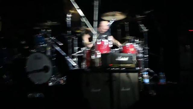 AC/DC Chris Slade играет на барабанах. Classic Rock смотреть онлайн