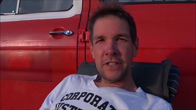 Germany to Vietnam - Chillen in der Maranjab Wüste ?? - S02E15 - Ford Transit MK1 goes east смотреть онлайн