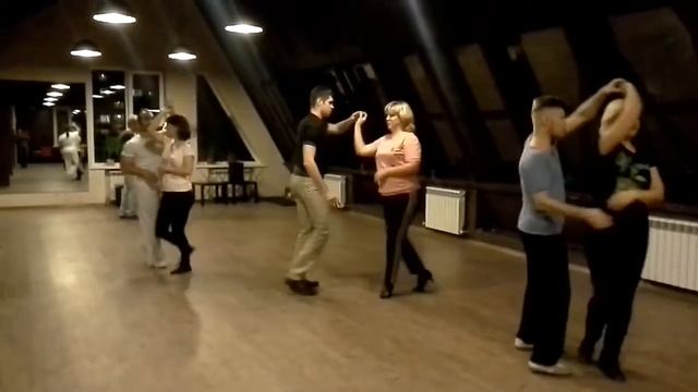 Касино не Сальса - начинающие с нуля. "Сальса" Кумбия Гуарача упражнения. смотреть онлайн