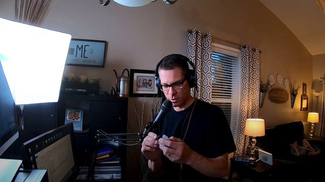 Connecting a GoPro to a Audio Mixer and Microphone смотреть онлайн