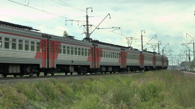 Электропоезд ЭТ2м-070 смотреть онлайн