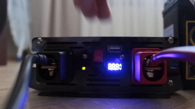 ИНВЕРТОР 12/220  1500W