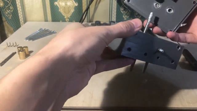 Приспособление для сверления отверстий под петли своими руками смотреть онлайн