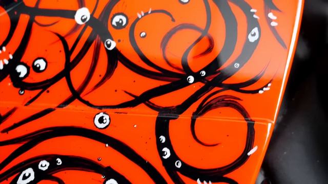 "Biblically Accurate" Guitar | 2019 Gibson Firebird I "Eyebird" Halloween смотреть онлайн