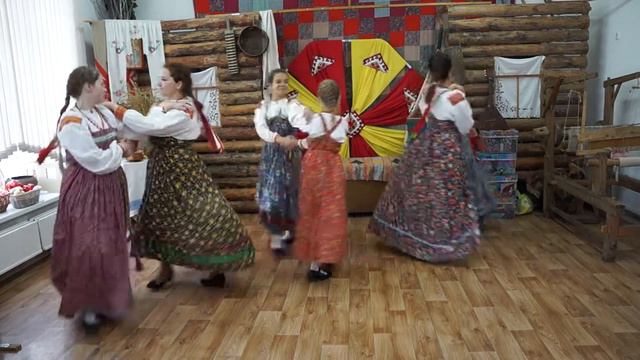Фольклорный ансамбль "Радигость" смотреть онлайн