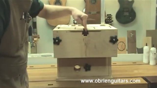 Robert O'Brien Online Acoustic Guitar Building Course Sample Lessons смотреть онлайн