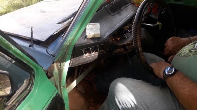 RENAULT 6 1976 смотреть онлайн