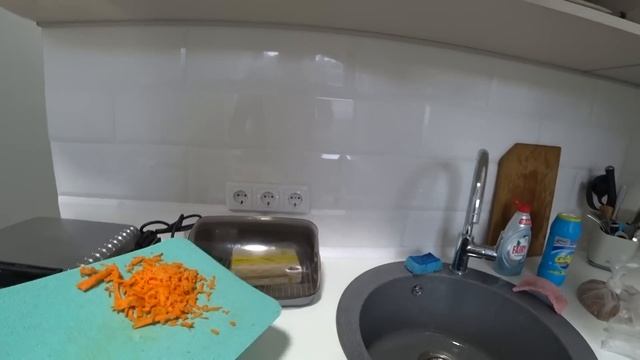 МОЖНО ЛИ ВЫЖИТЬ ЗА 1000 РУБЛЕЙ ВДВОЕМ 7 ДНЕЙ  НА ПРАВИЛЬНОМ ПИТАНИИ? БОМЖ ОБЕД В ПЕРВЫЙ ДЕНЬ