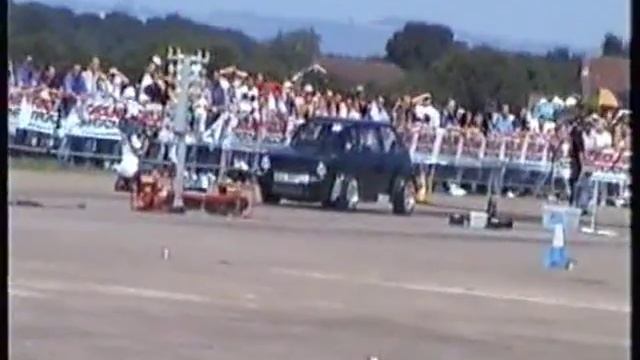 Ford Transit Cosworth 1/4 mile Elvington +mk2 Granarda v8 смотреть онлайн