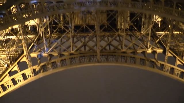 Paris is Fantastic | Paris Est Fantastique ?? смотреть онлайн