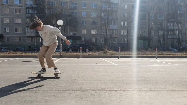 100 KICKFLIPS IN THE VANS BERLE PRO смотреть онлайн