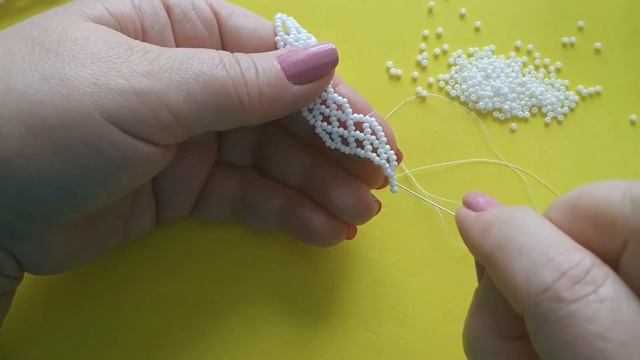 Білий комірець - силянка. White beaded collar. смотреть онлайн