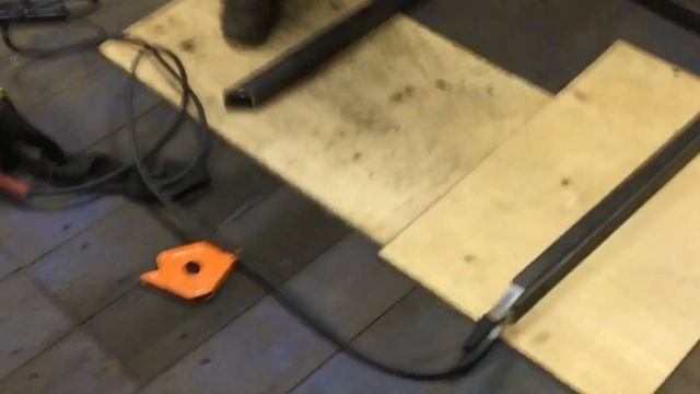 Верстак своими руками в гараж смотреть онлайн