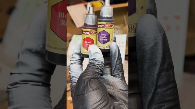 here’s a quick lil baby tutorial on how ive been using to speed paint my chaos space marines смотреть онлайн