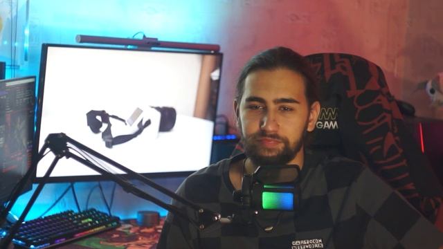 Купил идеальную камеру для блогера за 4500 р смотреть онлайн