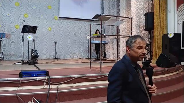 Праздничное служение, день Рождения церкви 18 лет. Проповедует Валерий Григораш смотреть онлайн