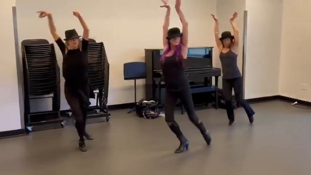 You can leave your hat on- Choreography by Carol Schuberg смотреть онлайн