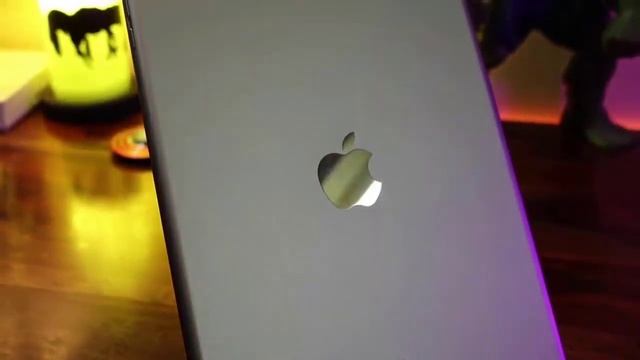 Apple iPad (6th Generation) 2018: Unboxing & Review in HINDI смотреть онлайн